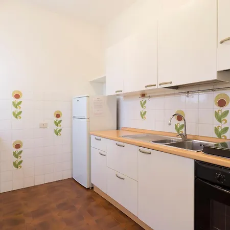 177 - Trilocale Al Taunus Con Ampio Giardino - Inclusa Nel Prezzo * Numana